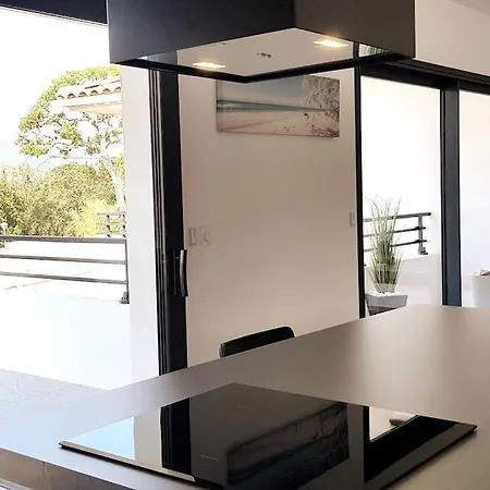 Appt Moderne Pour 4/6, Dans Avec Piscine * Porto-Vecchio (Corsica)