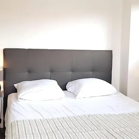 Appt Moderne Pour 4/6, Dans Avec Piscine Porto-Vecchio (Corsica)