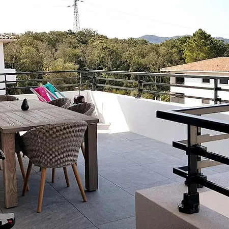Appartement Appt Moderne Pour 4/6, Dans Avec Piscine *